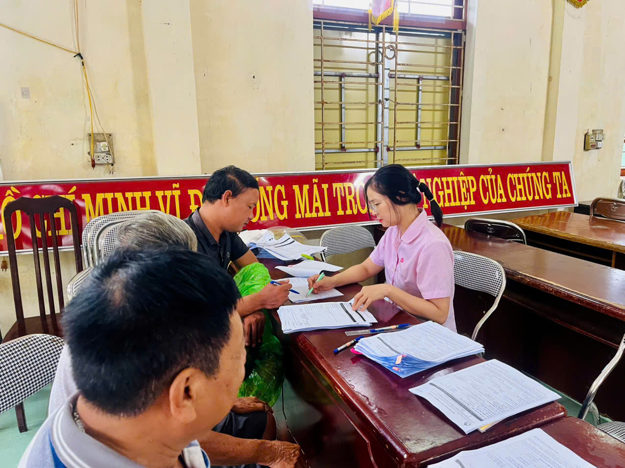 Phòng giao dịch Ngân hàng Chính sách xã hội Vũ Thư  tổ chức đối chiếu phân loại nợ năm 2025 tại xã Thư Vũ