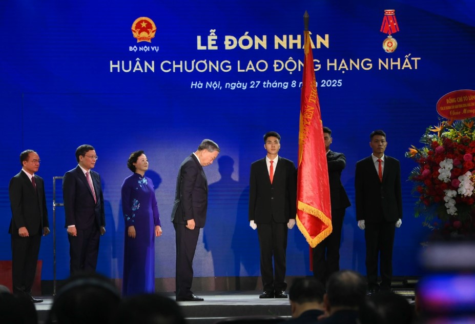 QUÁ TRÌNH HÌNH THÀNH XÂY DỰNG VÀ PHÁT TRIỂN CỦA NGÀNH TÀI CHÍNH (1945-2025)