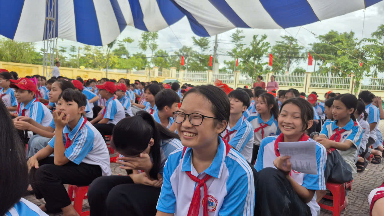 Trường THCS Việt Thuận tổ chức chuyên đề về An toàn giao thông – Phòng chống bạo lực học đường năm học 2025 – 2026