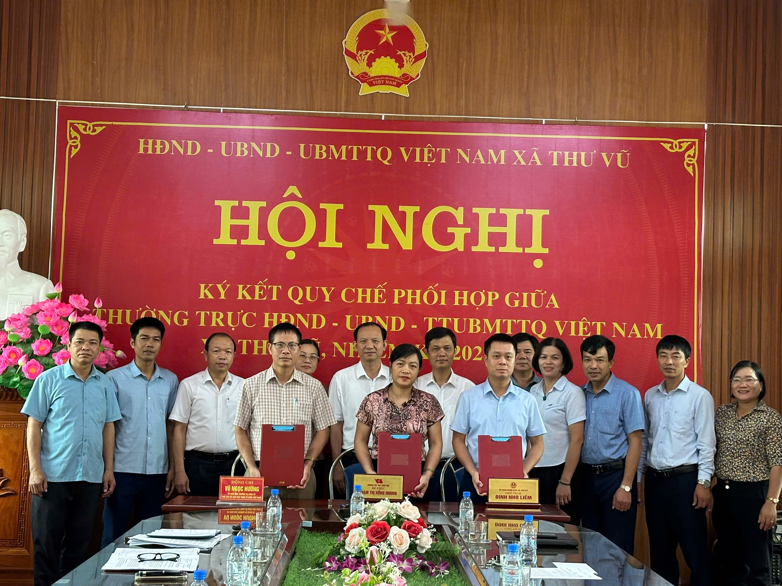Hội nghị ký kết Quy chế phối hợp công tác giữa Thường trực Hội đồng nhân dân, Ủy ban nhân dân và Ban Thường trực Ủy ban Mặt trận Tổ quốc Việt Nam xã Thư Vũ, nhiệm kỳ 2021 -2026