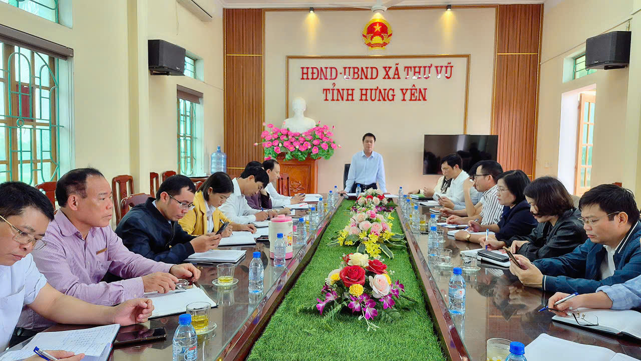 XÃ THƯ VŨ TỔ CHỨC HỌP TRIỂN KHAI CÔNG TÁC CHUẨN BỊ BẦU CỬ ĐẠI BIỂU QUỐC HỘI KHÓA XVI VÀ ĐẠI BIỂU HĐND CÁC CẤP NHIỆM KỲ 2026 - 2031
