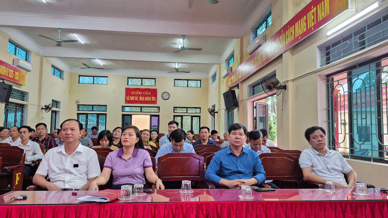 ĐẢNG BỘ XÃ THƯ VŨ TỔ CHỨC HỌC TẬP, QUÁN TRIỆT NGHỊ QUYẾT TRUNG ƯƠNG 3 KHÓA XIV